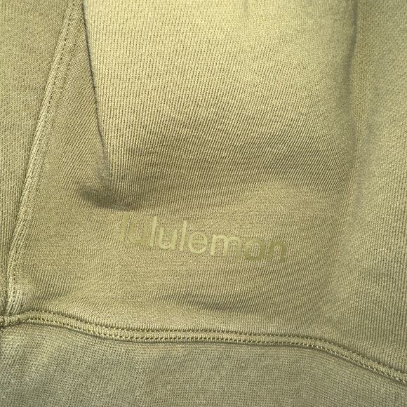 Lululemon women’s crewneck sweatshirt - Picture 4 of 4